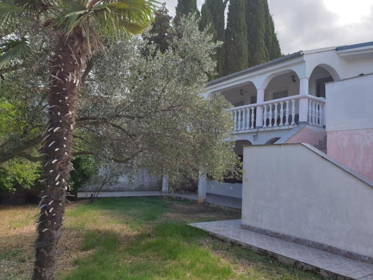 Villa 2 Swans Peroj Zewnętrze zdjęcie